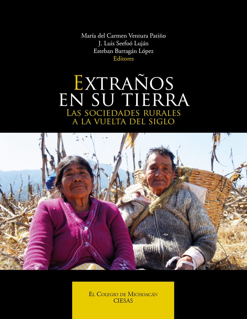 Extraños en su tierra